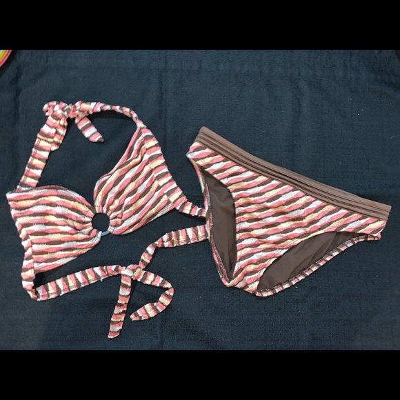 Kenneth Cole 2 Piece Bikini Size Medium - Picture 4 of 6